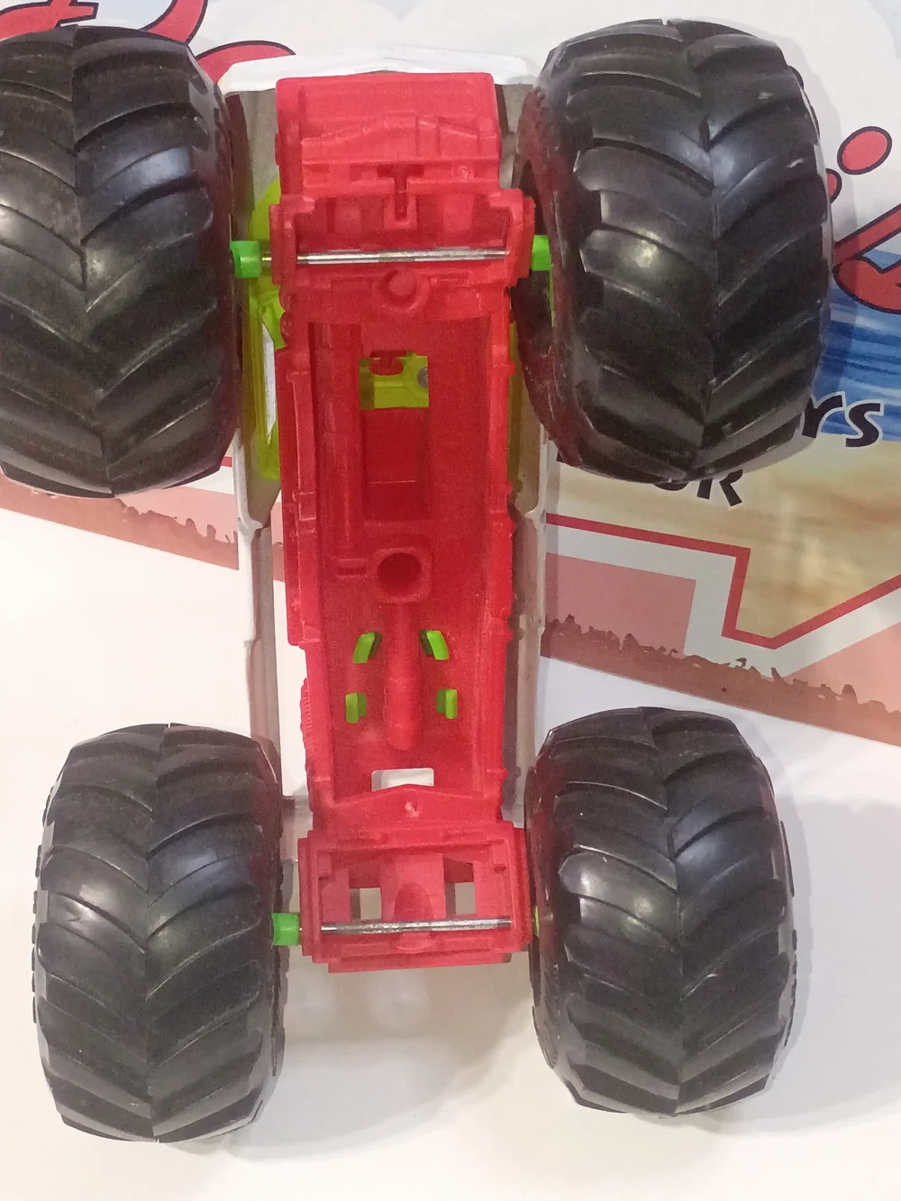 Hot Wheels -HW Pizza Monster Truck 1/24 Scale